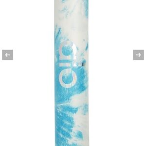 Alo yoga tie dye warrior mat unused
